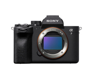 Sony Alpha ILCE-7M4KB, objektiv 28-70mm, OSS